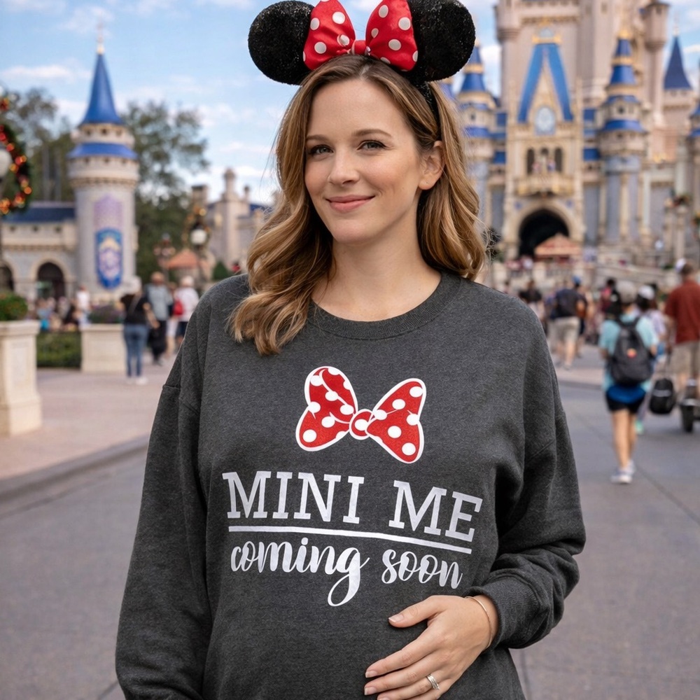 NEW Disney LARGE‎ Mini Me Coming Soon Graphic Sweatshirt Minnie Mouse Maternity
